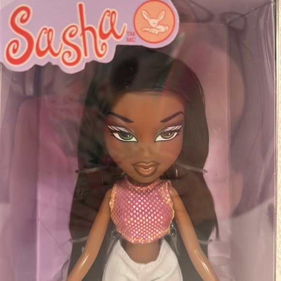 Bratz Doll Sasha for Girl's Gift Age 6+ New in Box! - Picture 2 of 6